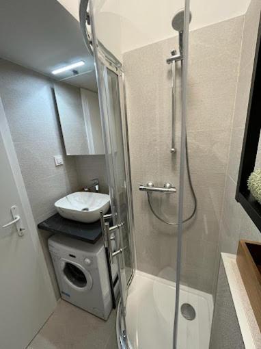 Micro 5 Luxury Apartment ซาเกร็บ ภายนอก รูปภาพ